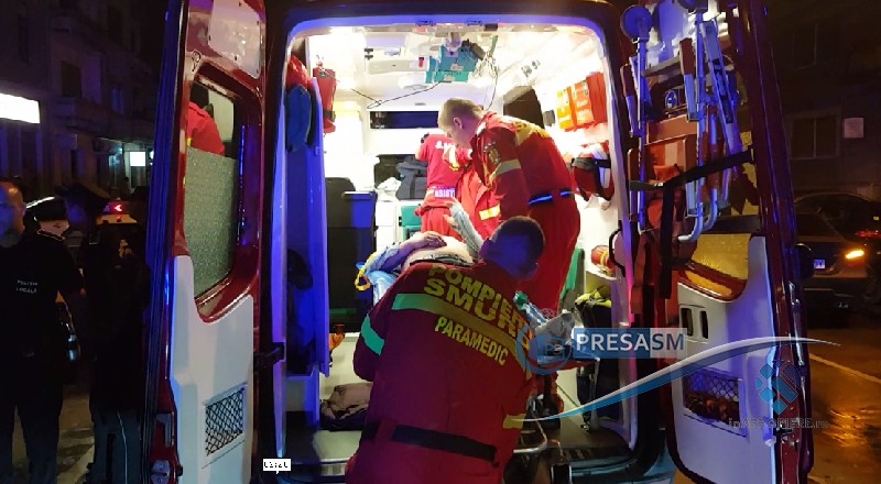 VIOLENTE EXTREME IN VETIS Minori agresati in curte de un grup de rromi inarmati cu bate si pietre