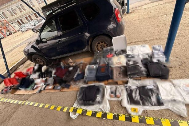 foto deprivat de bunurile de firma de catre frontieristii satmareni i au confiscat hainele pantofii gentile si parfumurile