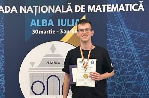 AUR la Olimpiada Nationala de Informatic si Matematica Performanta remarcabila pentru Luca un elev din Satu Mare