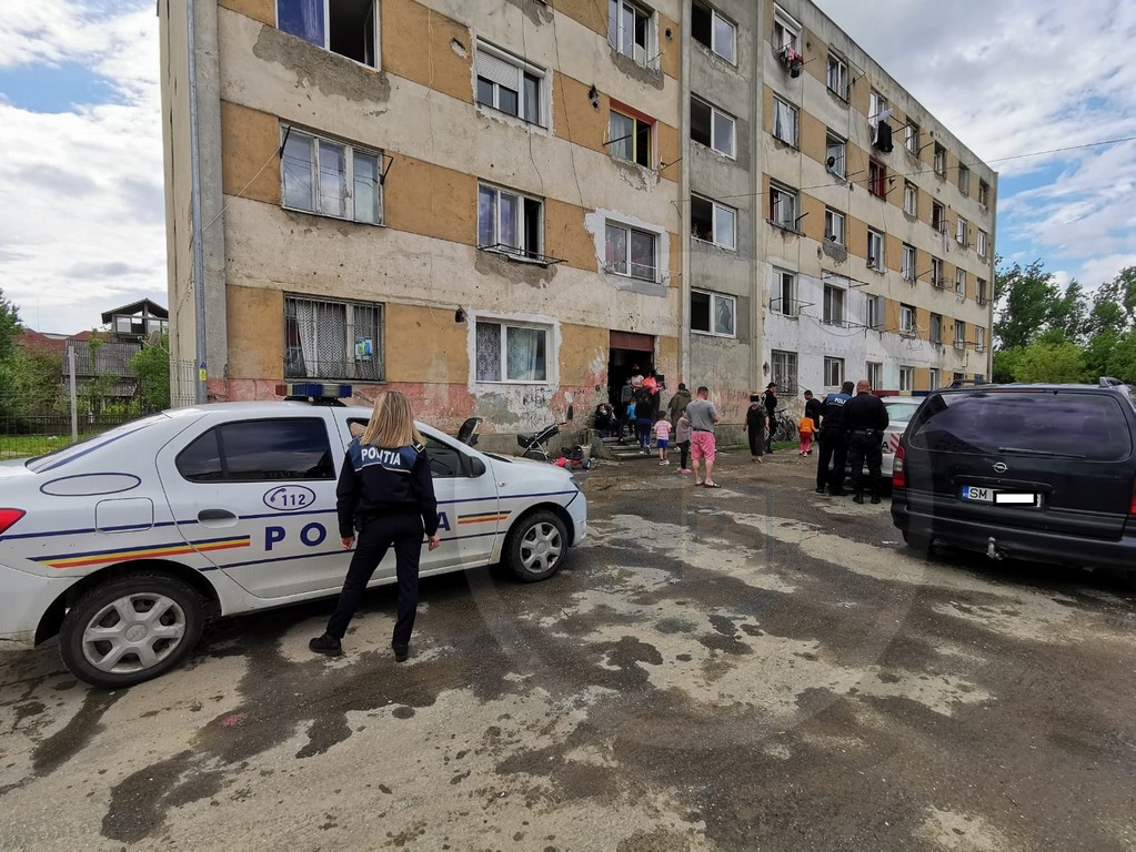Cum se vand droguri in ghetoul Satmarului strada Ostrovului centrul unui trafic de strada