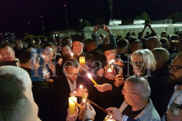 La ce ora va ajunge Lumina Sfanta la Satu Mare in noaptea de Inviere
