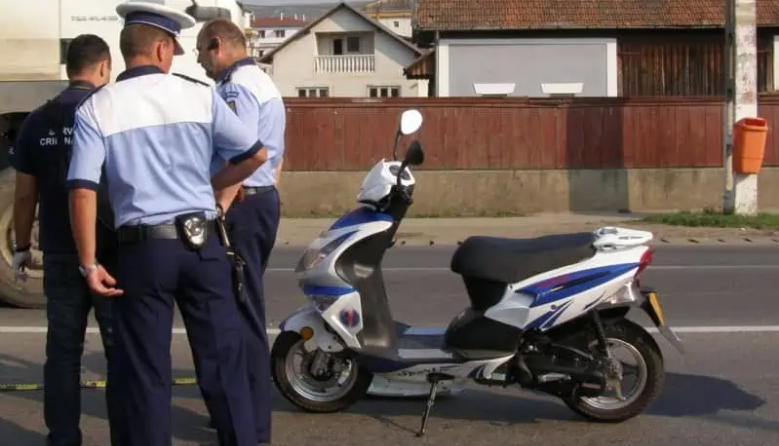 Un tanar din Satu Mare a receput dosar penal Plimbarea cu mopedul il va costa scump