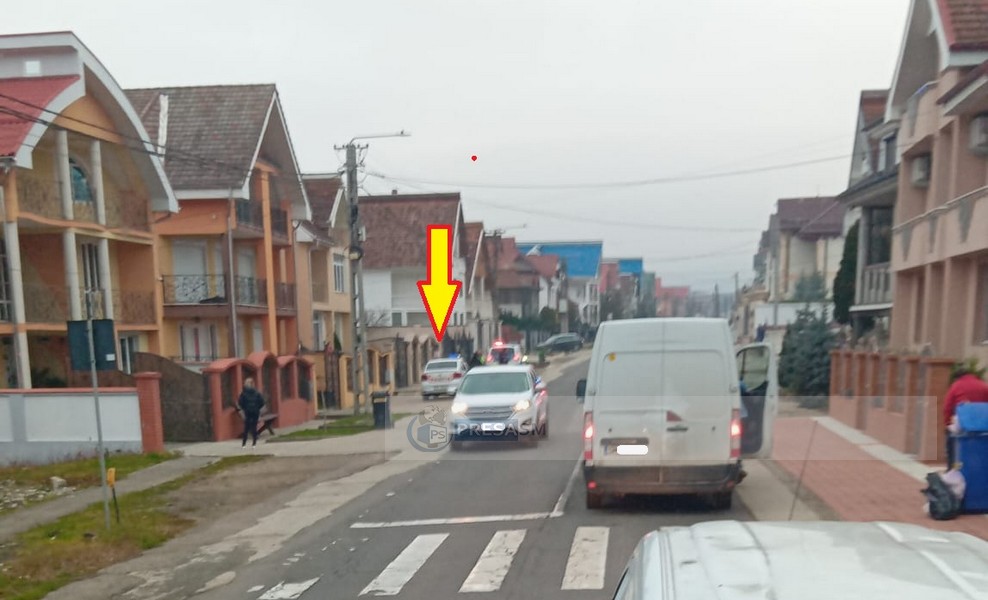 accident grav in certeze barbat in scaun cu rotile lovit de o masina soferul a fugit si a dus autoturismul la service