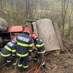 foto video un angajat al unei firme din satu mare a decedat intr un accident de munca a cadut cu utilajul intr o ripa