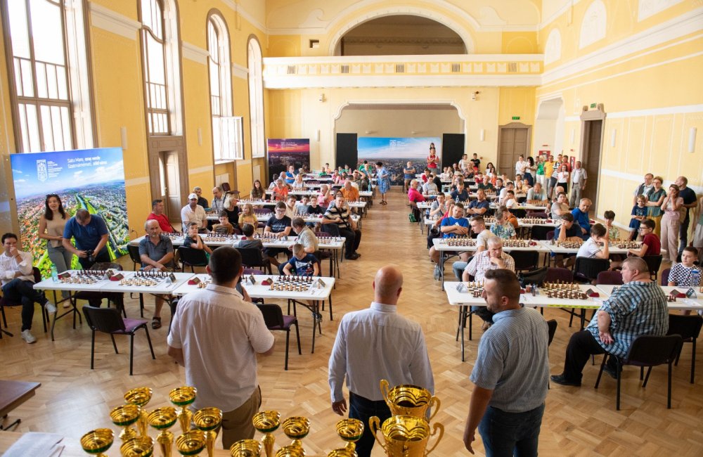 Festivalul International de Sah Satu Mare 2026 incepe luni Editia a XIII a reuneste peste 120 de participanti si sahisti din sase tari