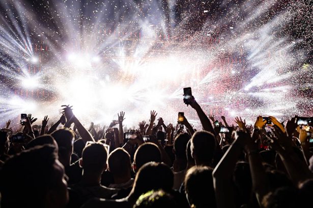 Rock ul revine in forta la Satu Mare Trei zile de concerte in Piata 25 Octombrie Programul integral