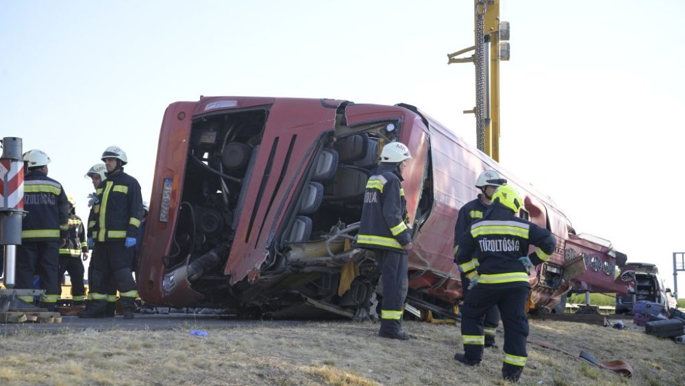 foto video accident tragic cu 12 victime in tara vecina autocarul se indrepta spre nyireghaza