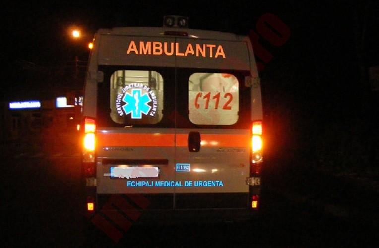 incident socant la manastirea bixad un sofer baut a lovit o persoana in scaun cu rotile cu o duba