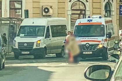 Accident lângă Spitalul Vechi din Satu Mare: femeie lovită de o mașină