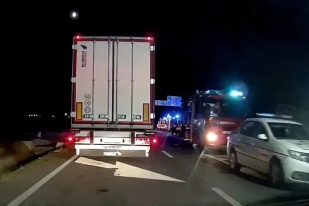Trei răniți pe DN 19, după coliziunea provocată de un șofer german