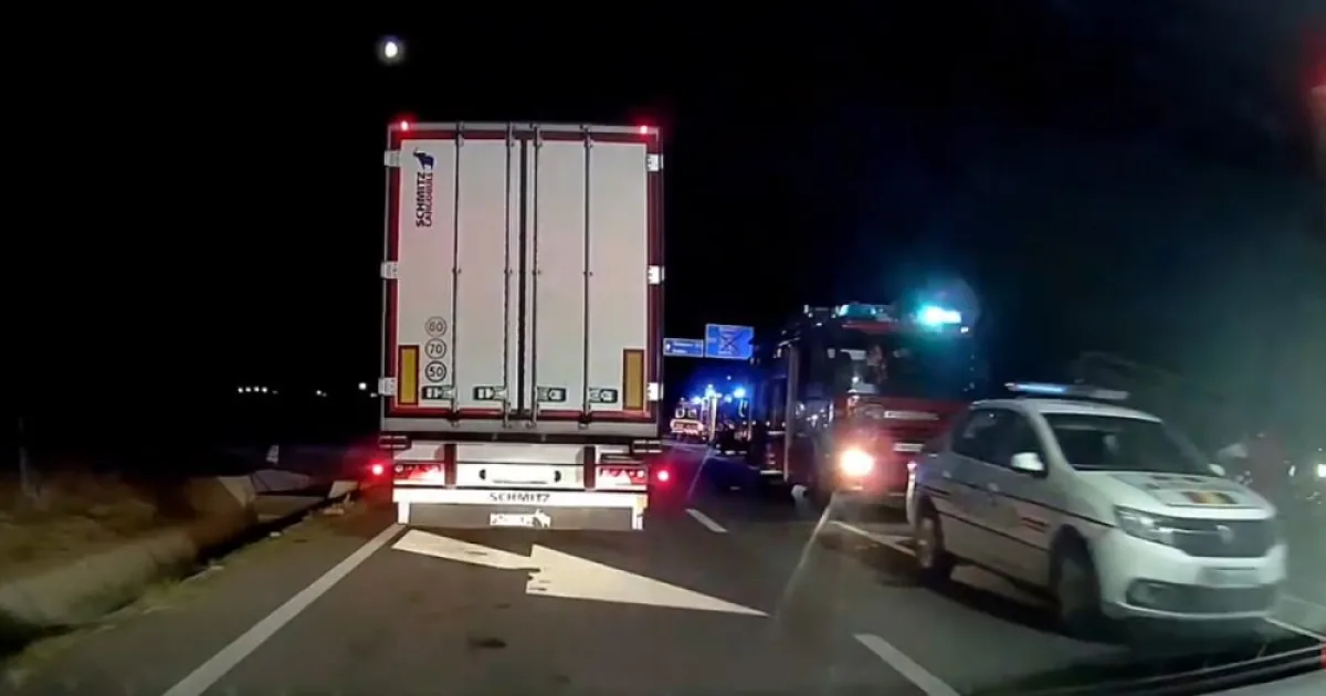 Trei răniți pe DN 19, după coliziunea provocată de un șofer german